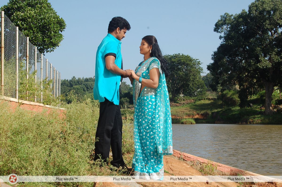 Vazhi Vidu Kanne Vazhi Vidu Movie Hot Stills | Picture 110139